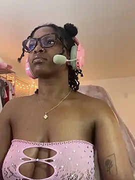 Chat +18 de mochamimi ao vivo