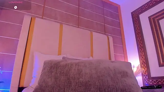 AbigailCarter élő XXX-chatje