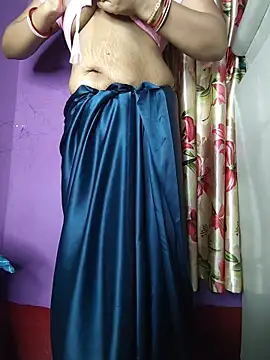 dezizhena_baarch Adlı Modelin Canlı XXX Sohbeti