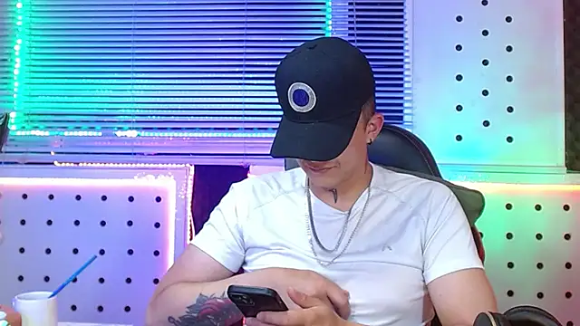 Chat XXX en directo de Godofcumxxx