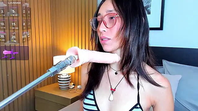 Chat XXX Live doll_bella_