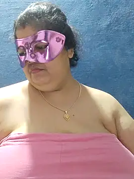 tamilthanushri Chat XXX live