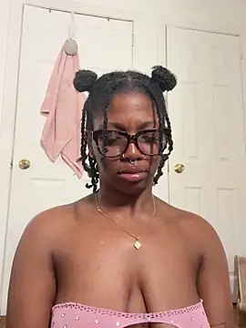 mochamimi Adlı Modelin Canlı XXX Sohbeti