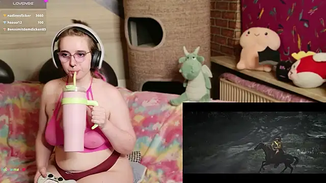 GamerGirl_Eve's Live XXX Chat