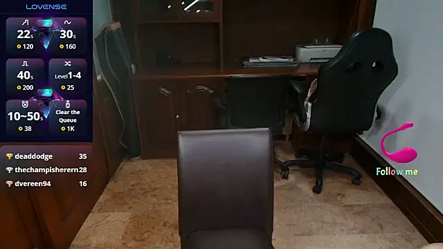 VictoriaHenao 即時 XXX 聊天