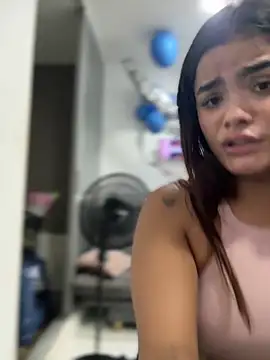 Kaily_Sweet16 Chat XXX in diretta