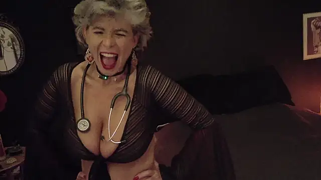 milfettefab élő XXX-chatje