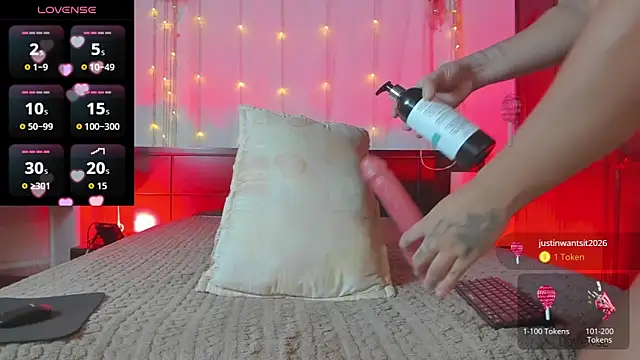 MiaMarin_hot's Live XXX Chat