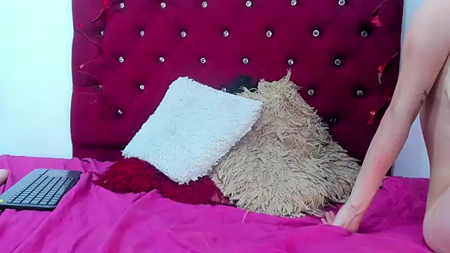 Anggie_Miller Chat XXX in diretta