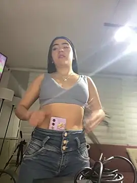 AuroraJohns_Pink Obrolan Langsung XXX