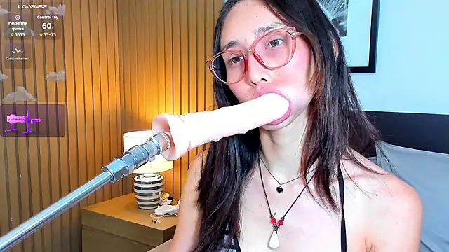 doll_bella_ Adlı Modelin Canlı XXX Sohbeti