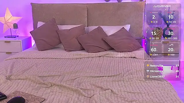 Jules_night élő XXX-chatje