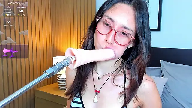 doll_bella_'s Live XXX Chat