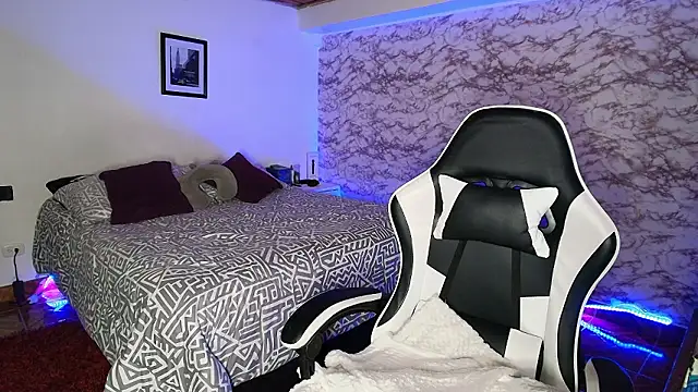 Camila_IRoose 现场XXX聊天