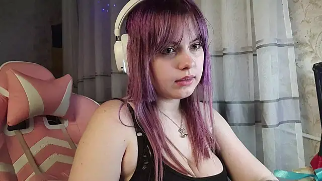 KristiBloom élő XXX-chatje