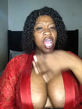 BigJugsCandyxx – Live XXX-chat