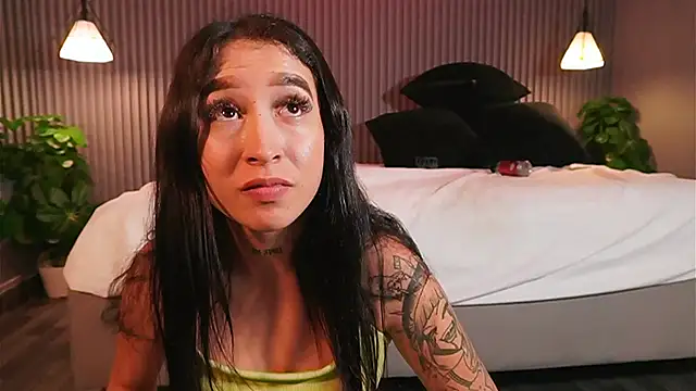 EriKlein: онлайн-секс-чат