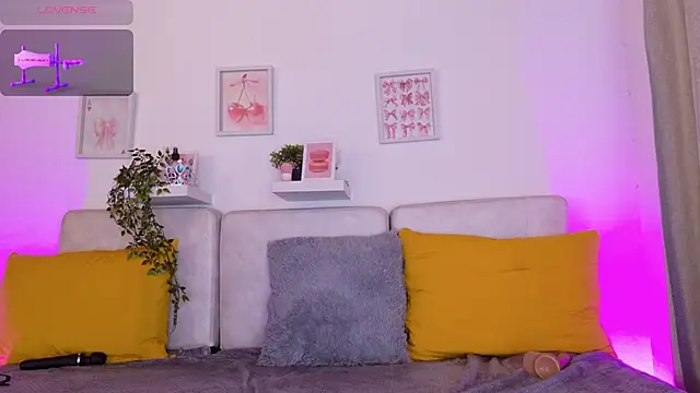 Malka_Burning: онлайн-секс-чат