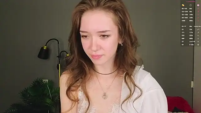 tinyanie: онлайн-секс-чат