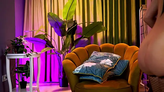 DelilahRaynのライブXXXチャット