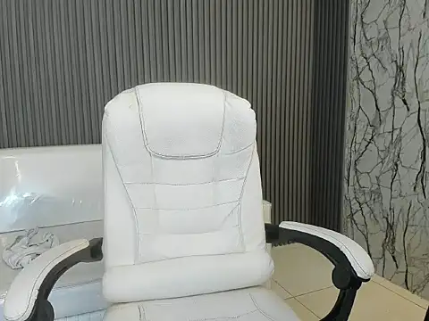 taylor_bigdick18 – webcam-show