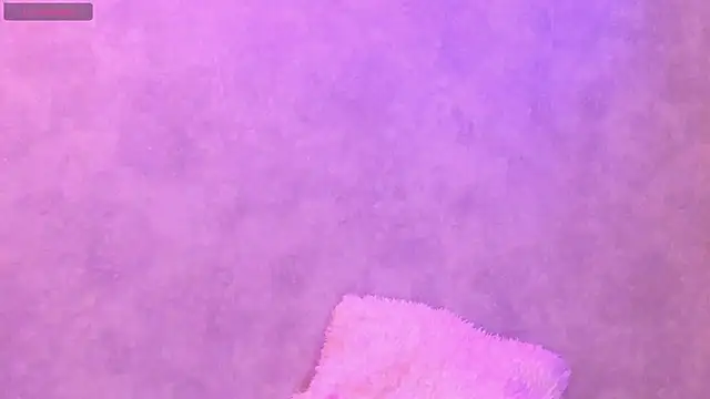 RedMeloddy's Live XXX Chat