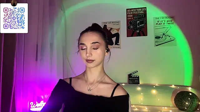 عرض كام LinaMour