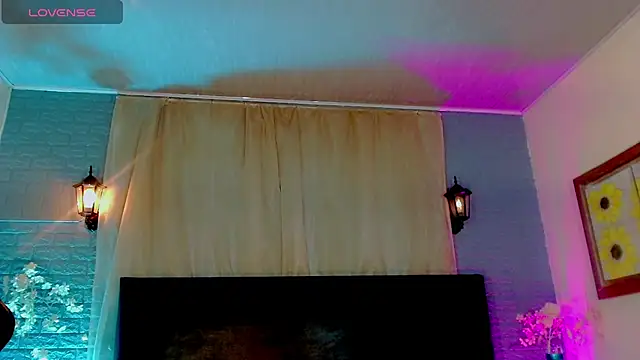 cristal_villael_ Adlı Modelin Web Kamerası Şovu