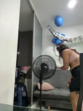 Kaily_Sweet16: απευθείας συνομιλία ΧΧΧ