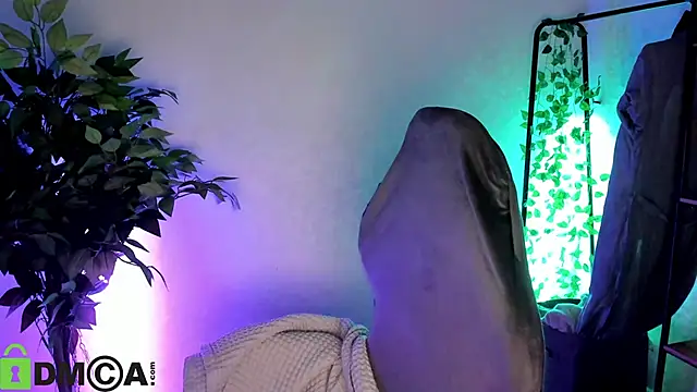 Mia_R0ss: απευθείας συνομιλία ΧΧΧ