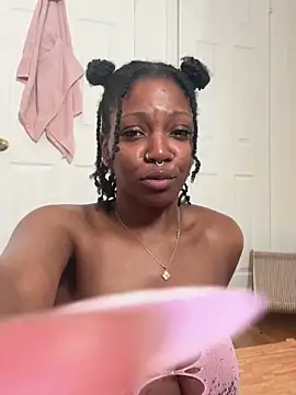 XXX chat uživo modela mochamimi