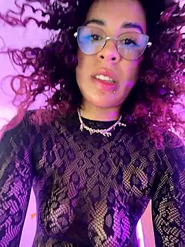 Woo_isDaphne Chat XXX live