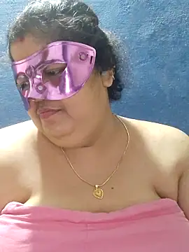 tamilthanushri's Live XXX Chat