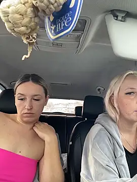 Chat +18 de MerlinDave ao vivo