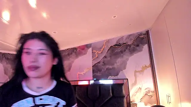 SusanVilla Adlı Modelin Canlı XXX Sohbeti