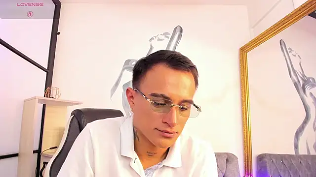 Chatroom XXX en direct de LiamDeep