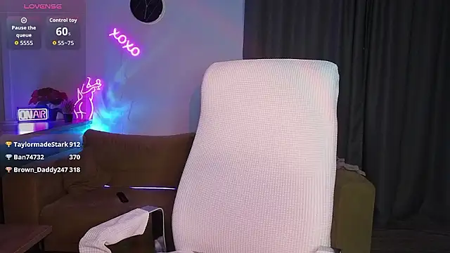 adrelaxinaのライブXXXチ ャット