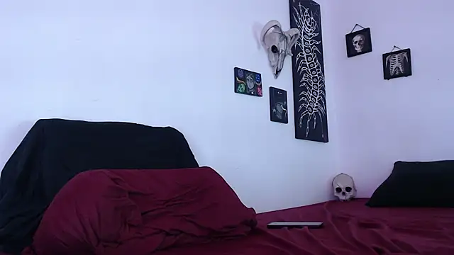 ValakiabloodのライブXXXチャット