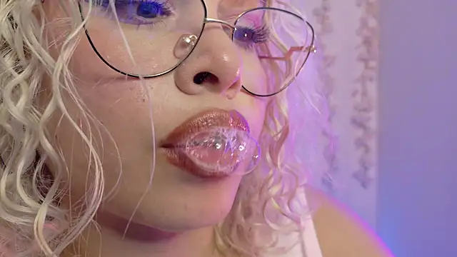 Haelycute live XXX chat