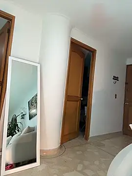 zafiro_mo0n 现场XXX聊天