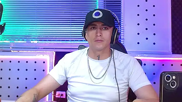 Chatroom XXX en direct de Godofcumxxx