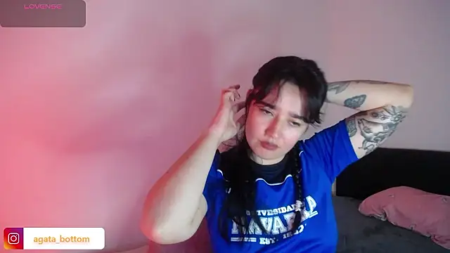 NewAgatha_Bolton – Naživo XXX chat