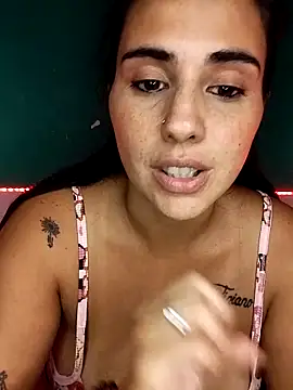 kariciasecreta 网络视讯表演