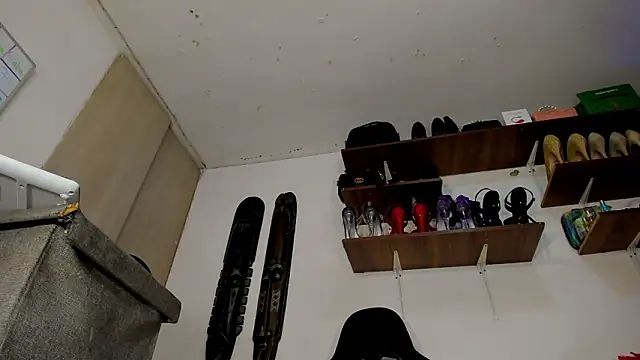 sashasweethot: онлайн-секс-чат