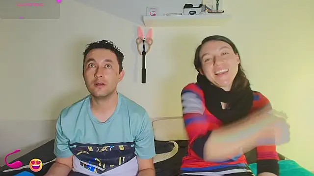 JeremmyAndStacy Chat XXX live