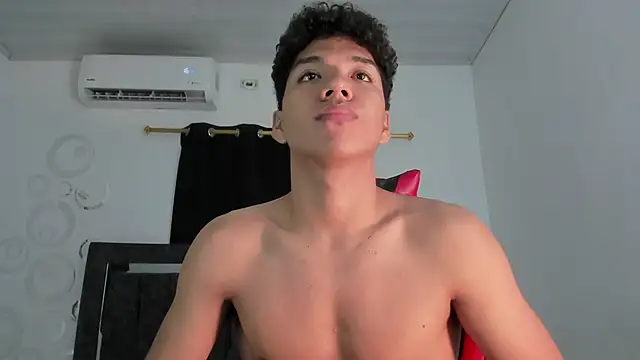 Maximiliano_Khalil: вебкам-шоу