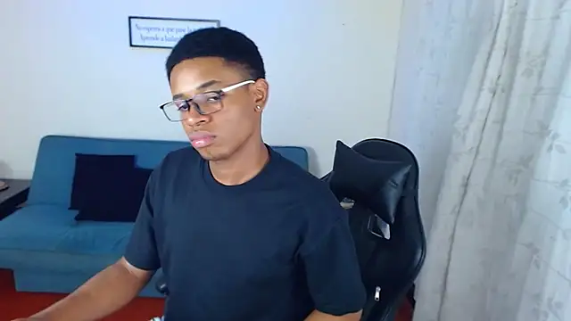 liiam3 Live XXX Chat