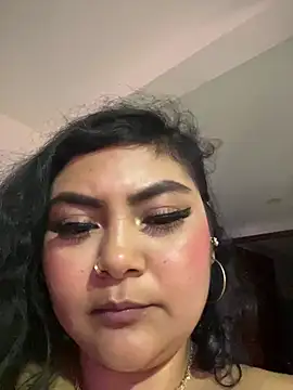 ItsEla Chat XXX live