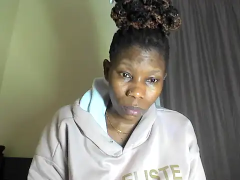 smallnaughtygirl's Live XXX Chat