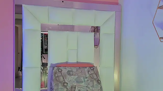 Alanna_hot3n Live XXX chat